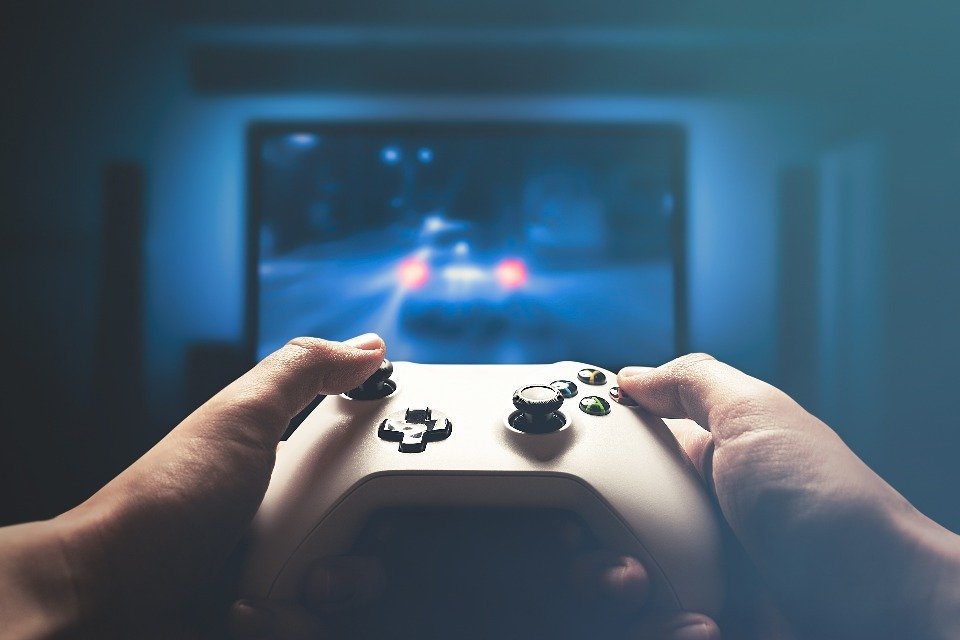 Services s960 gamesadobestock 243396970